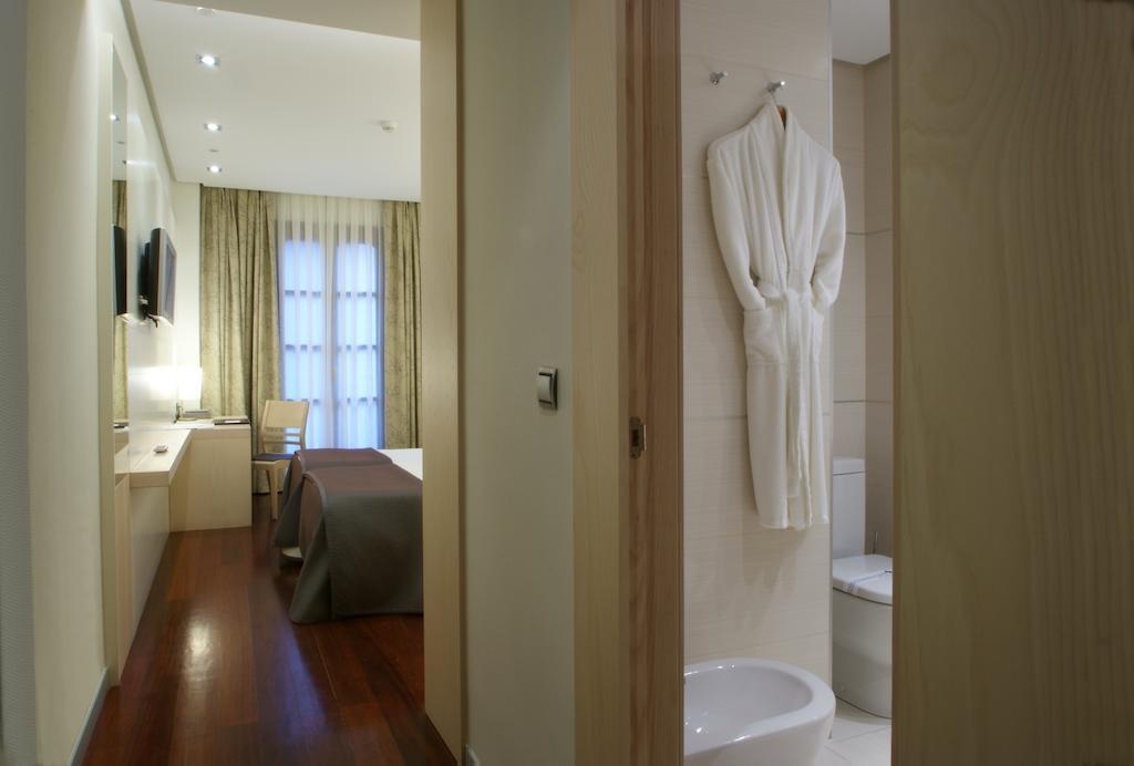 Hotel Mozart Valladolid Dış mekan fotoğraf