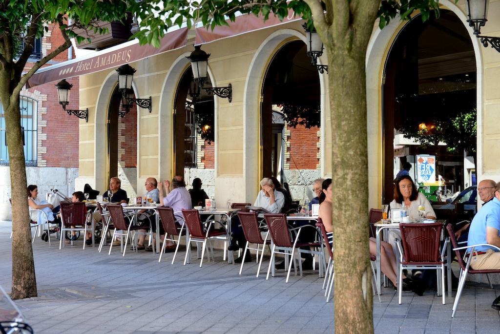Hotel Mozart Valladolid Dış mekan fotoğraf