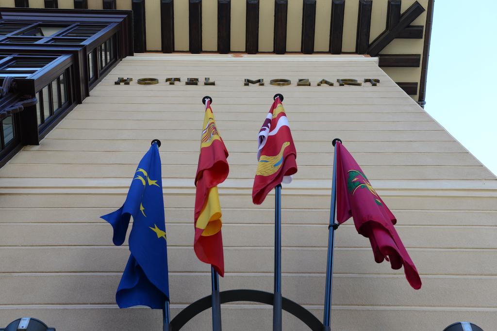 Hotel Mozart Valladolid Dış mekan fotoğraf